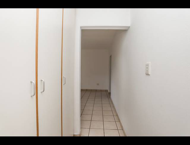 3 BEDROOM TOWNHOUSE FOR SALE IN ESSENWOOD